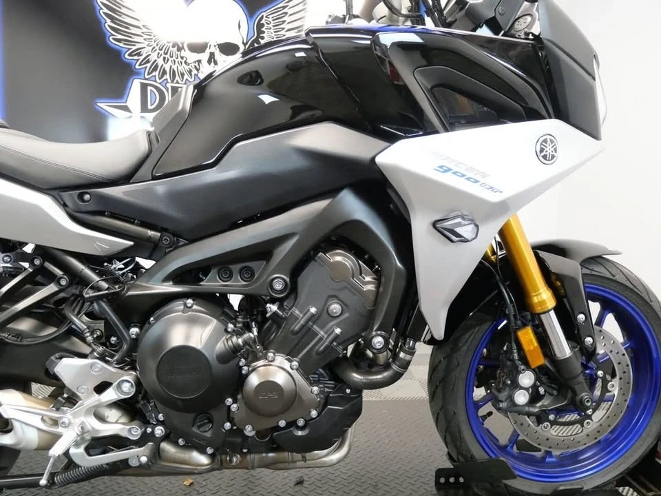 2019 Yamaha - Image 10 of 17