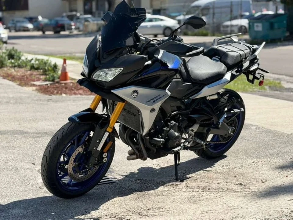 2019 Yamaha - Image 3 of 9
