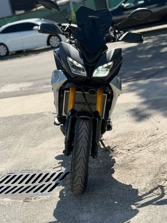 2019 Yamaha - Image 2 of 9