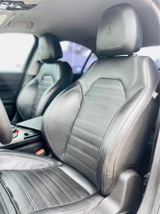 2019 Alfa Romeo Giulia - Image 2 of 6