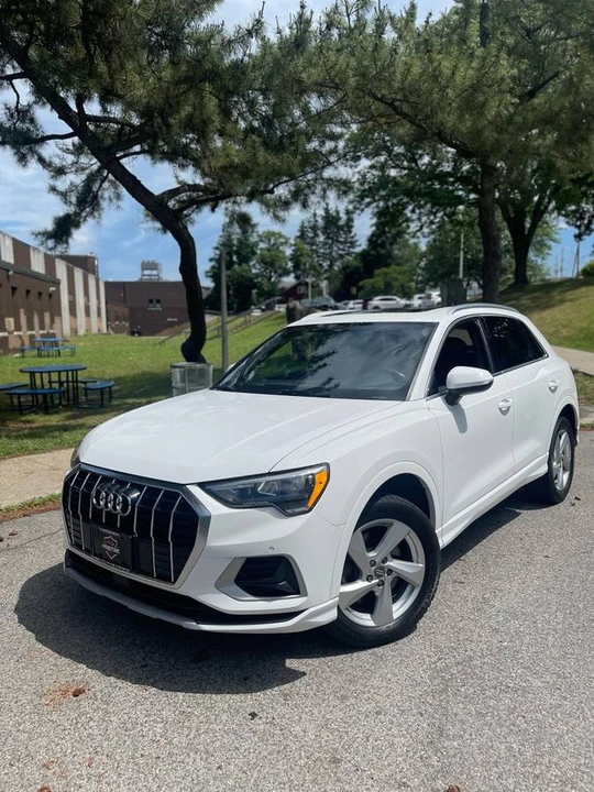 2019 Audi F3 Q3 - Image 2 of 19