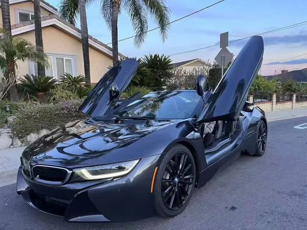 2019 BMW i8 - Image 6 of 9
