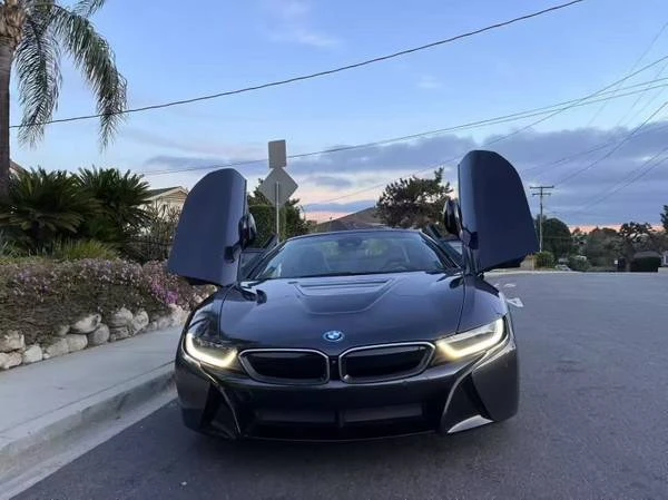2019 BMW i8 - Image 7 of 9