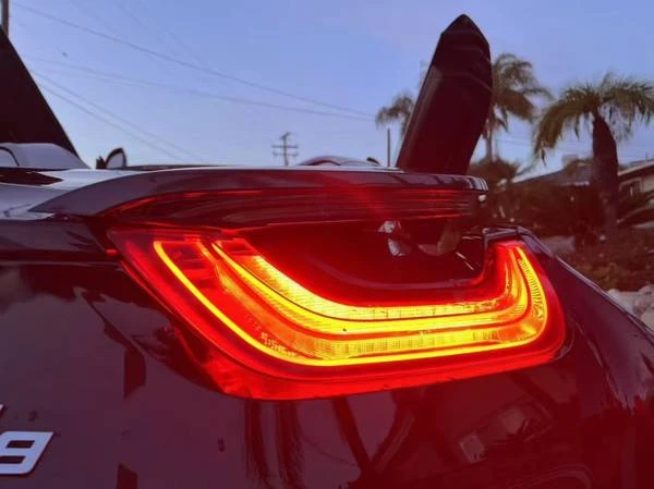 2019 BMW i8 - Image 9 of 9