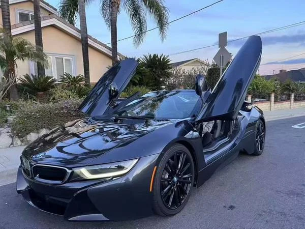 2019 BMW i8 - Image 5 of 8