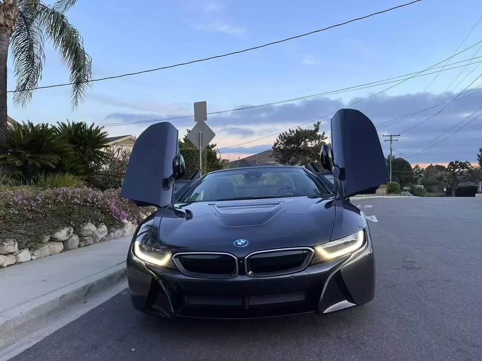 2019 BMW i8 - Image 7 of 9