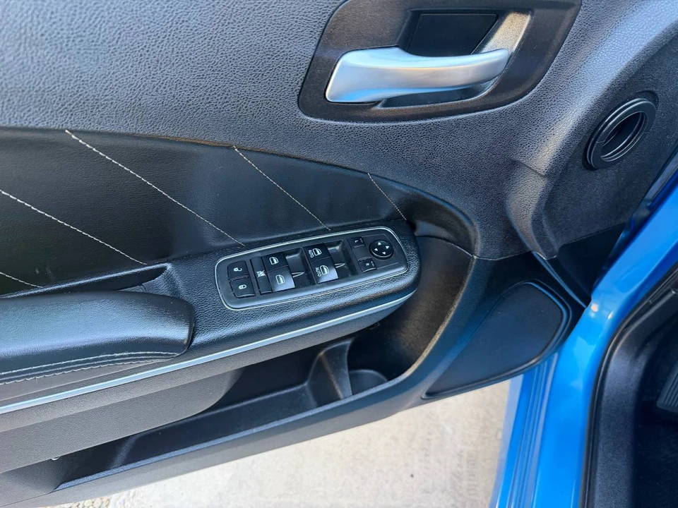 2019 Dodge Charger 7th Gen - Image 15 of 23