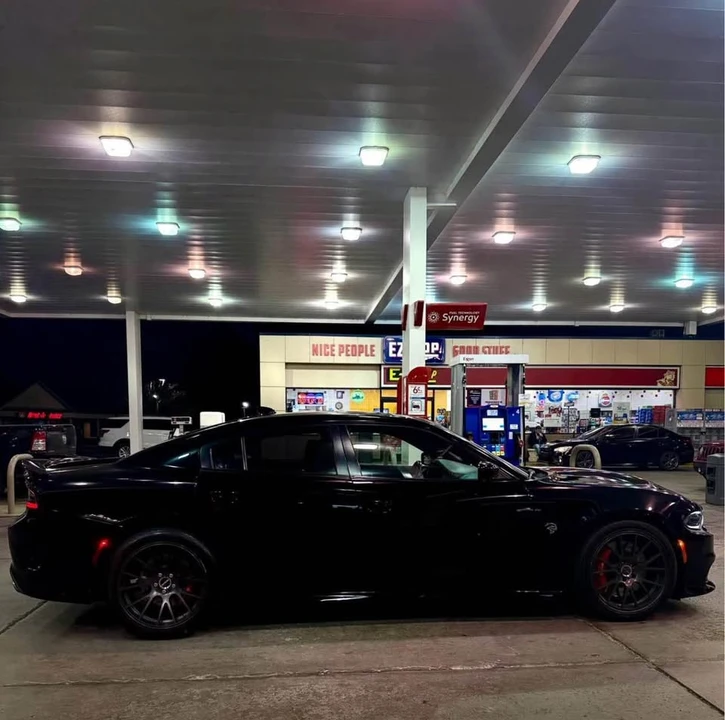 2019 Dodge Charger SRT Hellcat 7th Gen - Image 3 of 9