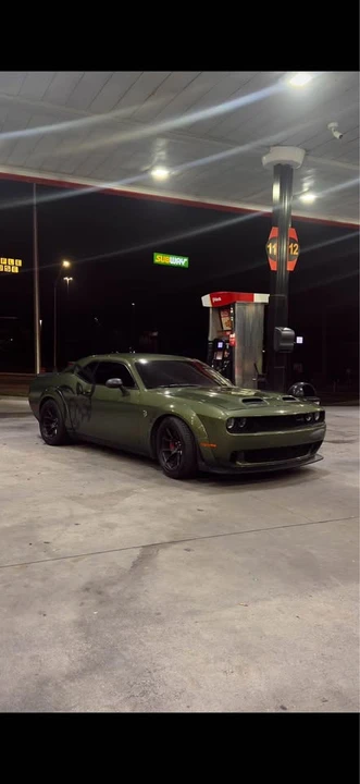 2019 Dodge Challenger SRT Hellcat 3rd Gen - Image 2 of 8