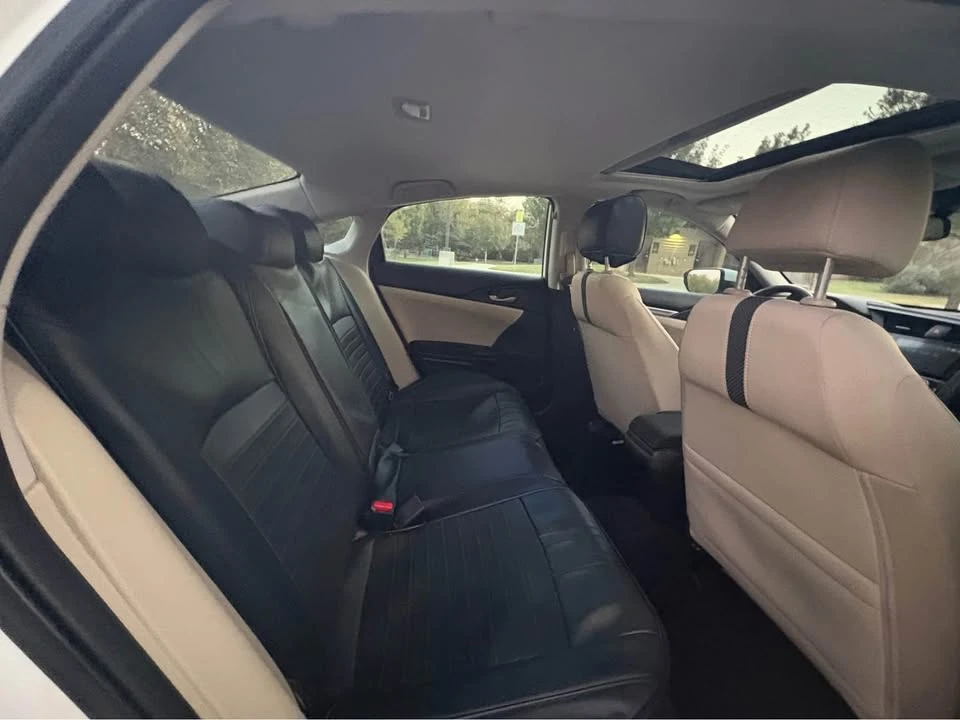 2019 Honda Civic 10th Gen - Image 5 of 8