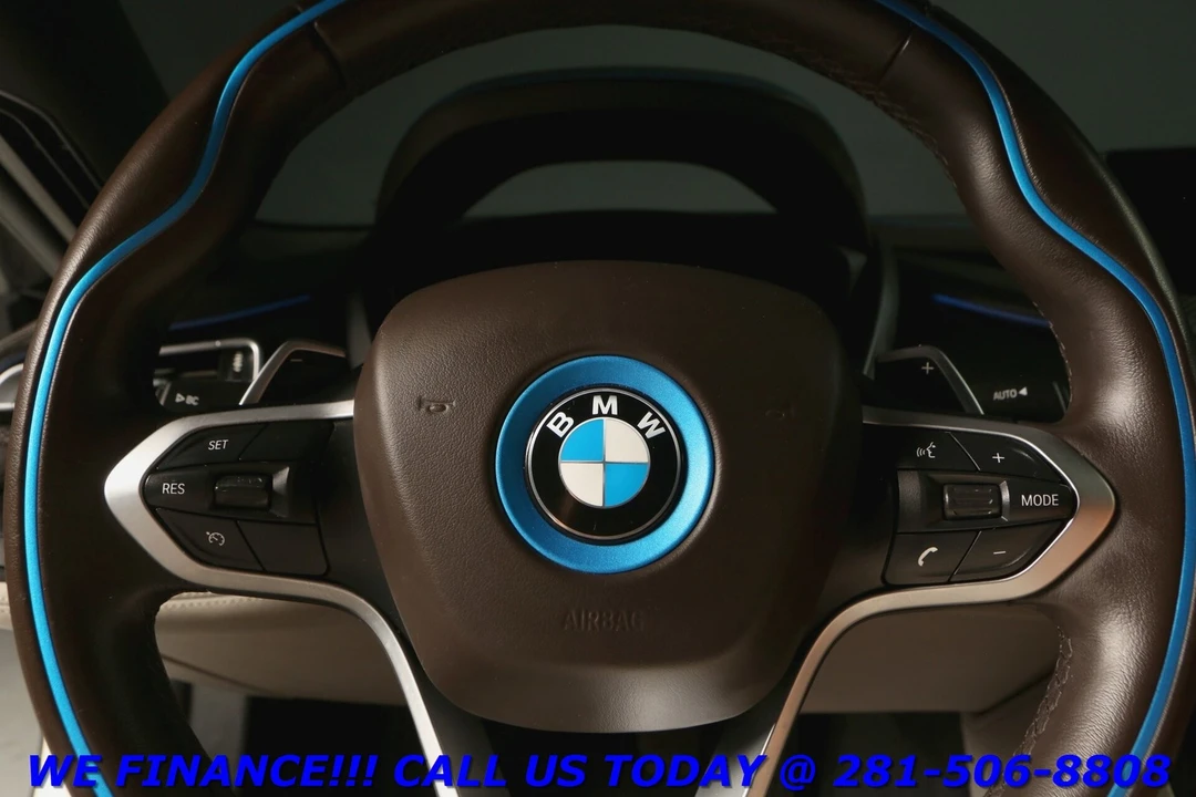 2019 BMW i8 - Image 14 of 21