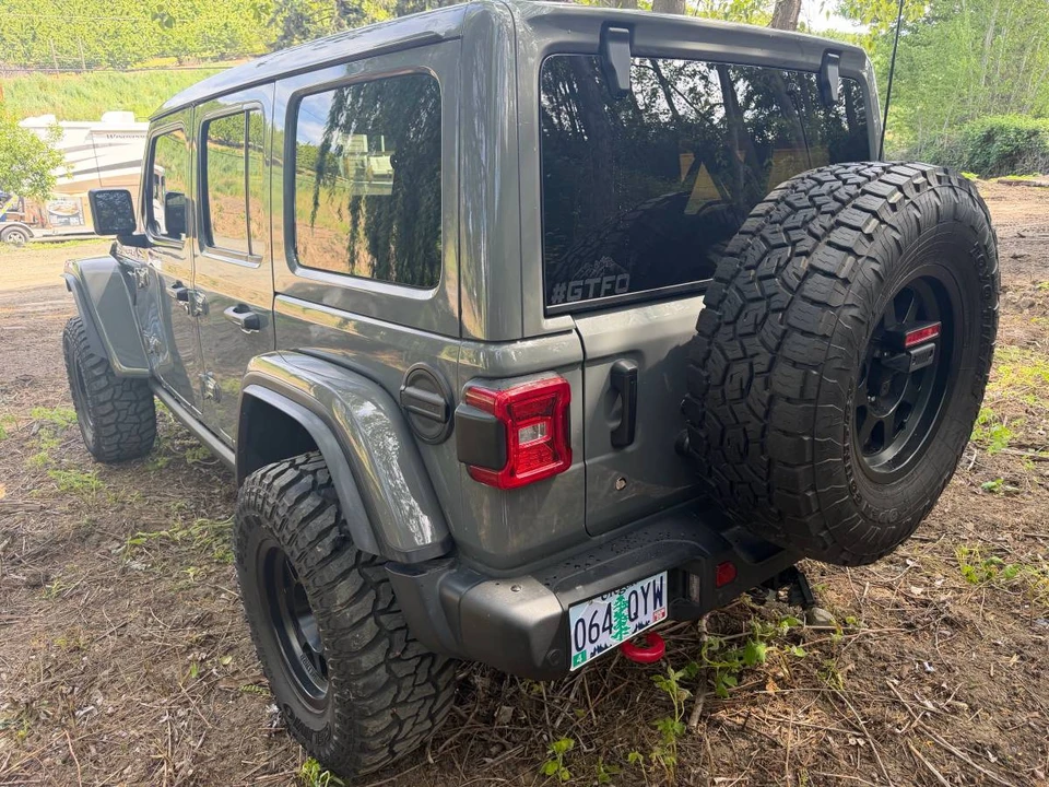 2019 Jeep JL Wrangler - Image 9 of 14