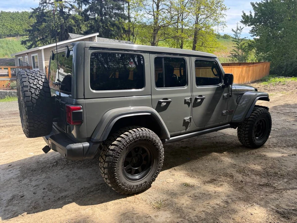2019 Jeep JL Wrangler - Image 4 of 14