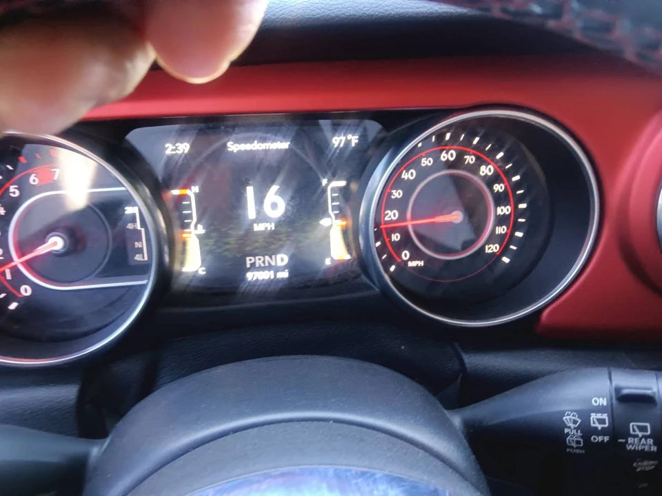 2019 Jeep JL Wrangler - Image 17 of 19