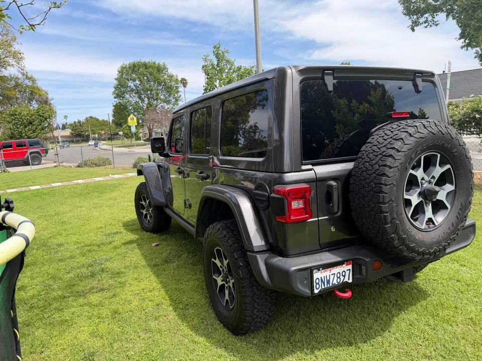 2019 Jeep JL Wrangler - Image 6 of 19