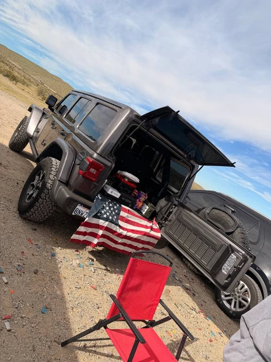 2019 Jeep JL Wrangler - Image 9 of 19