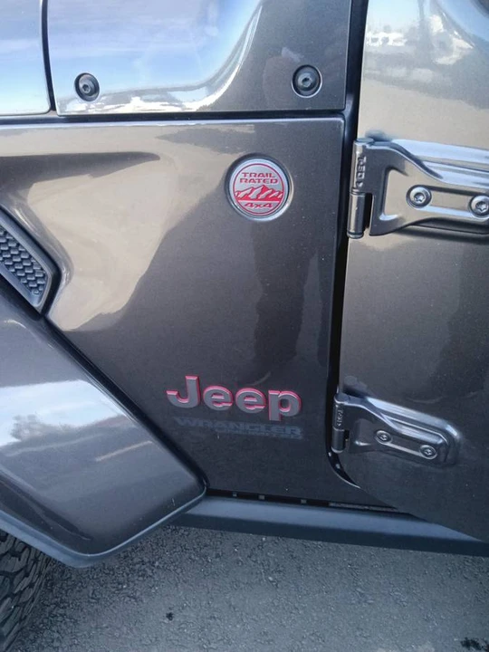 2019 Jeep JL Wrangler - Image 14 of 19