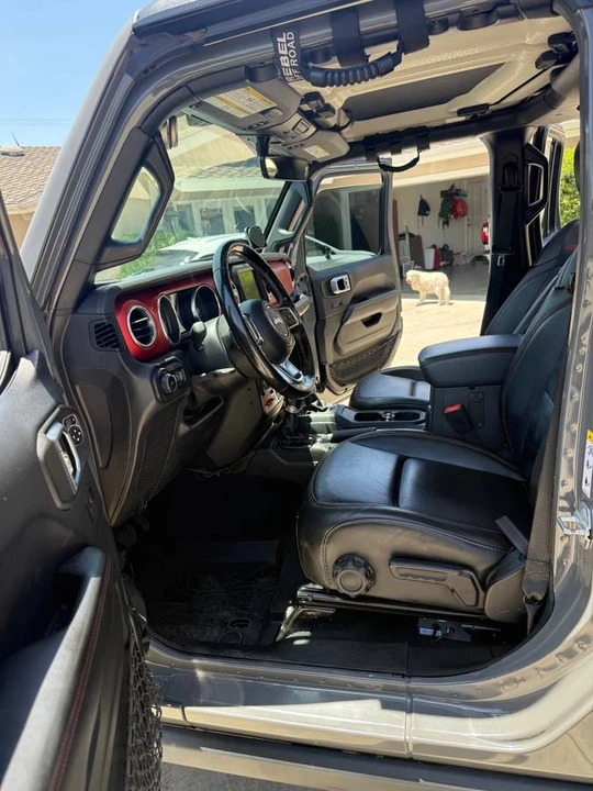 2019 Jeep JL Wrangler - Image 4 of 14
