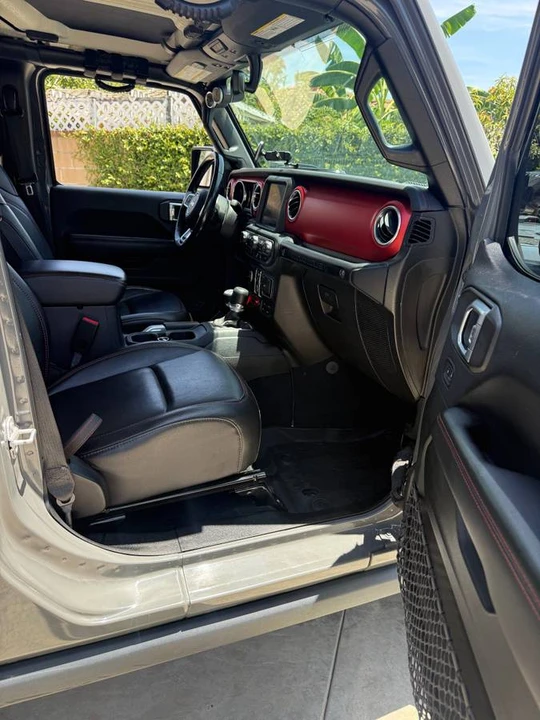 2019 Jeep JL Wrangler - Image 5 of 14