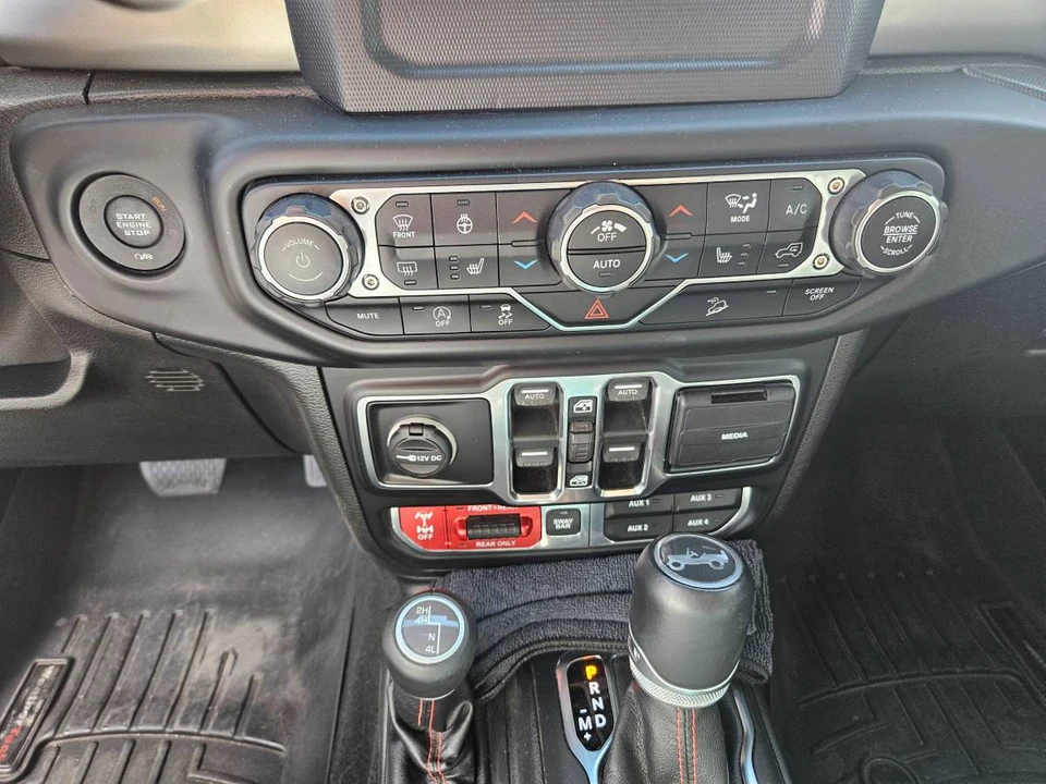 2019 Jeep JL Wrangler - Image 2 of 9