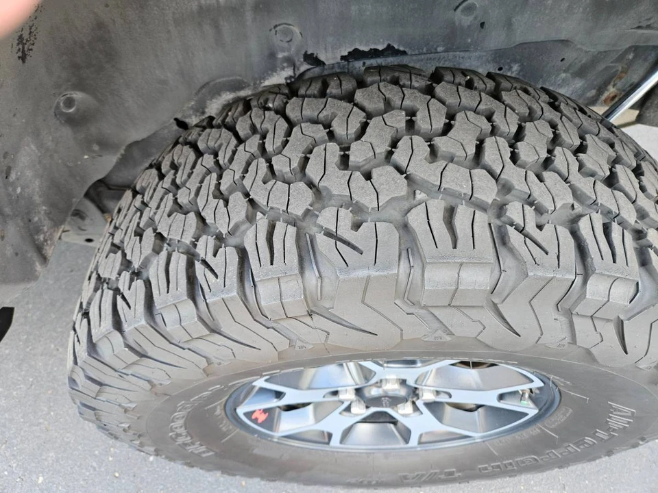 2019 Jeep JL Wrangler - Image 5 of 9