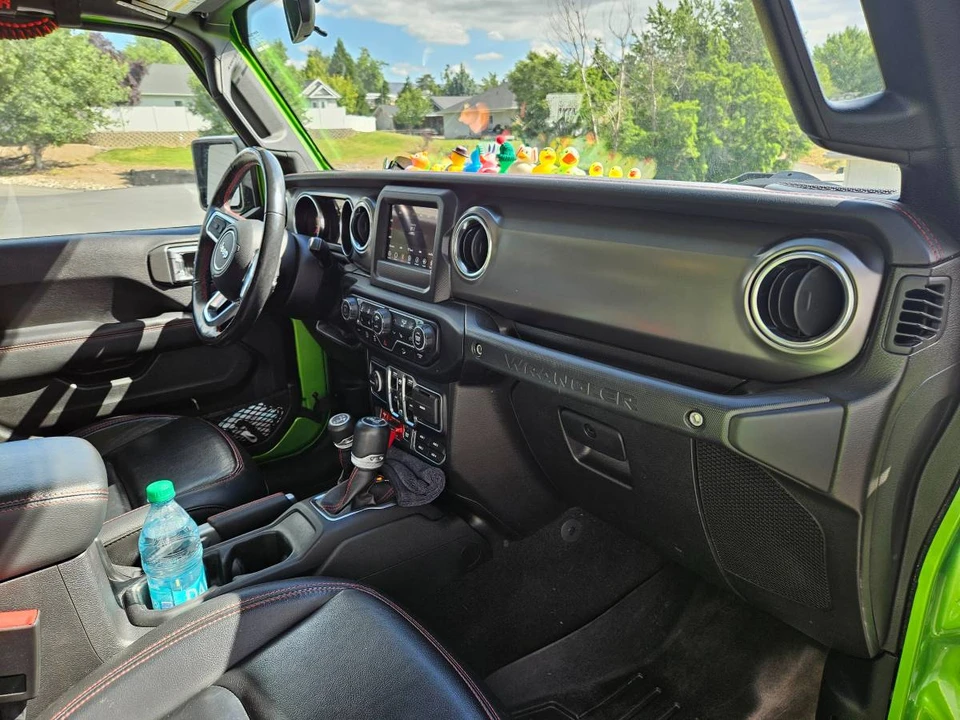 2019 Jeep JL Wrangler - Image 4 of 9