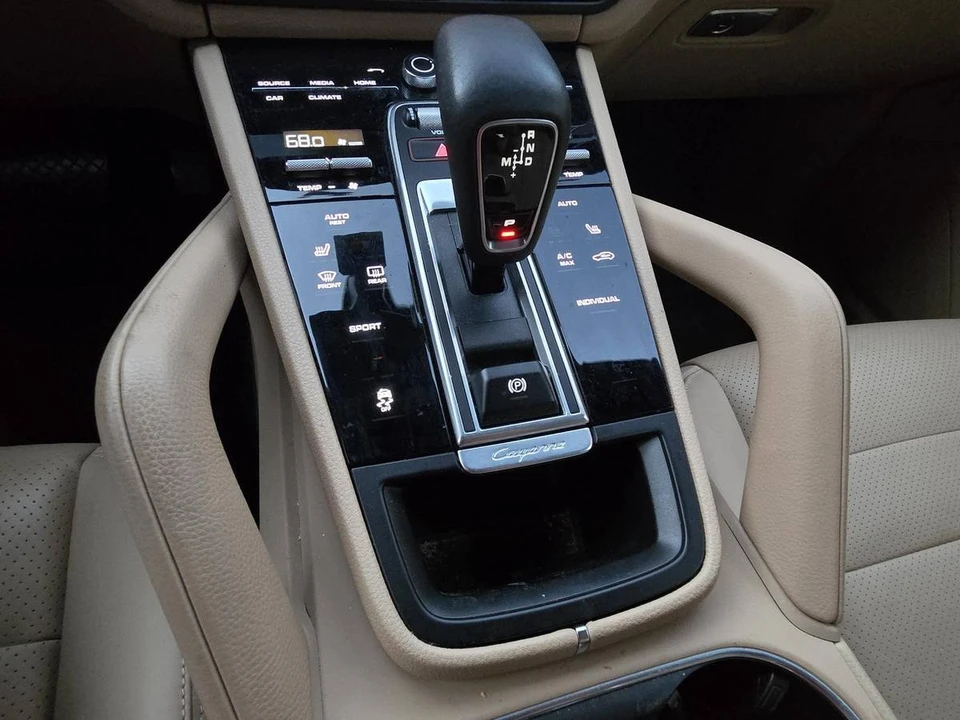 2019 Porsche 9Y0/9Y3 Cayenne - Image 14 of 21
