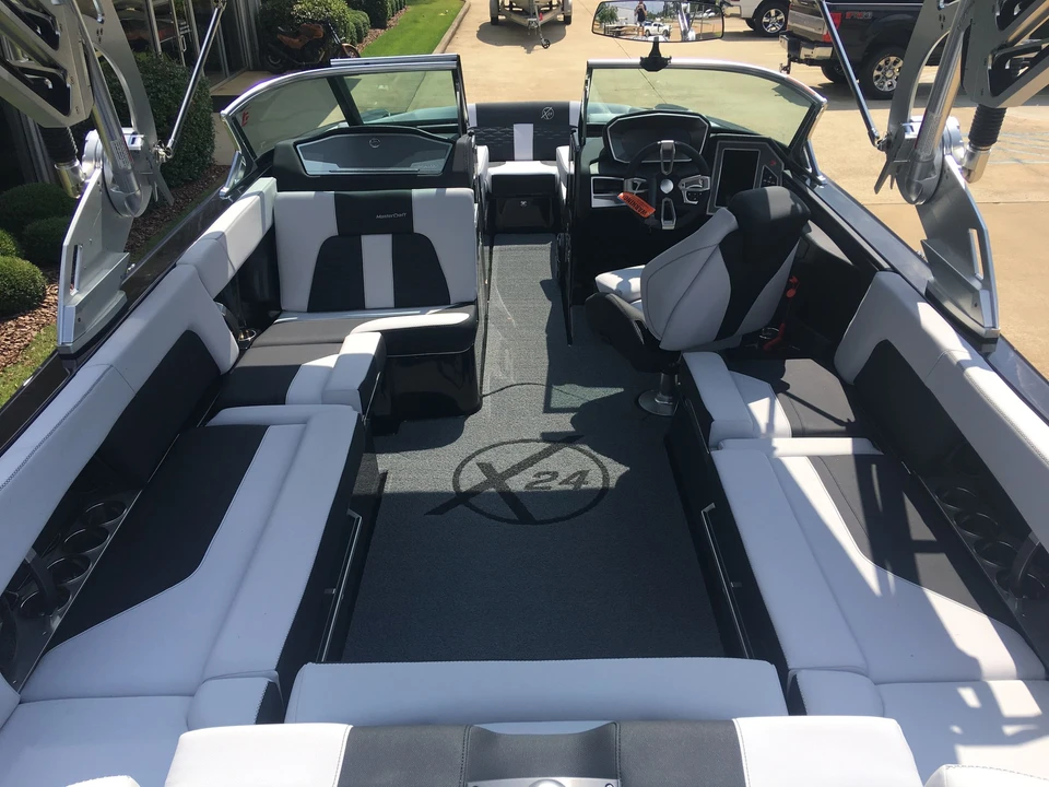 2019 Volvo S60 3rd Gen - Image 2 of 5