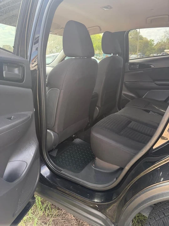 2019 Mitsubishi Eclipse Cross - Image 7 of 10