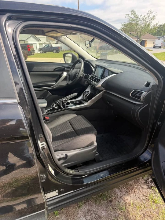 2019 Mitsubishi Eclipse Cross - Image 4 of 10
