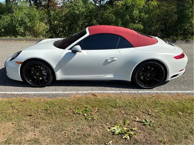 2019 Porsche 911 - Image 9 of 29