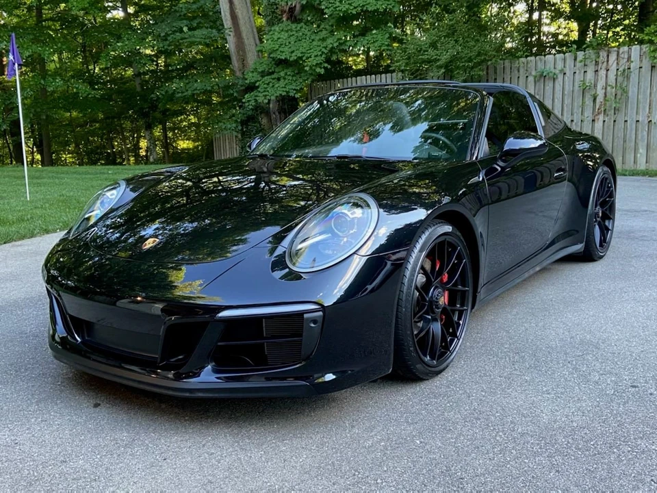 2019 Porsche 991 Targa 4 GTS - Image 9 of 11