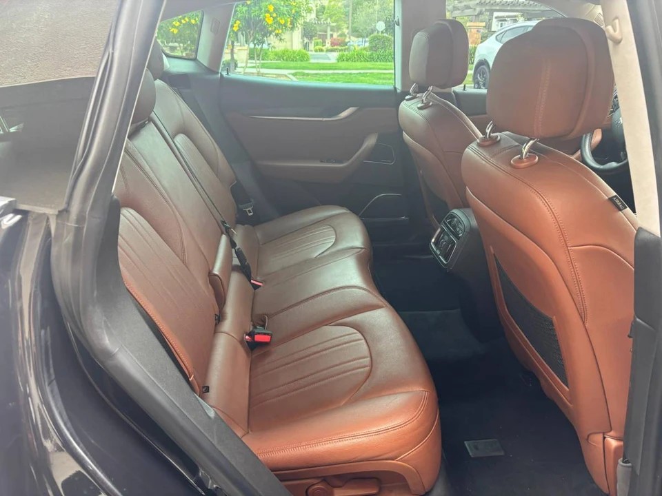 2019 Maserati Levante - Image 8 of 14