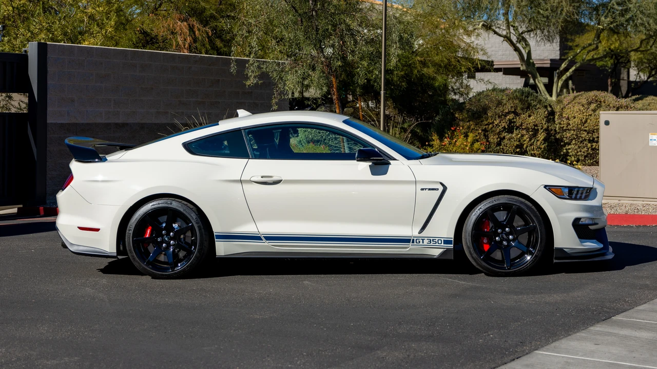 2020 Ford S550 Shelby Mustang GT350R - Image 4 of 31
