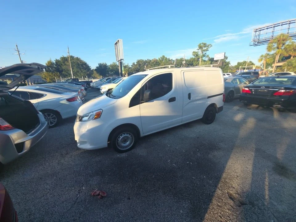 2020 Nissan NV - Image 3 of 10