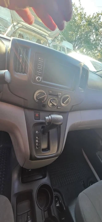 2020 Nissan NV - Image 8 of 10