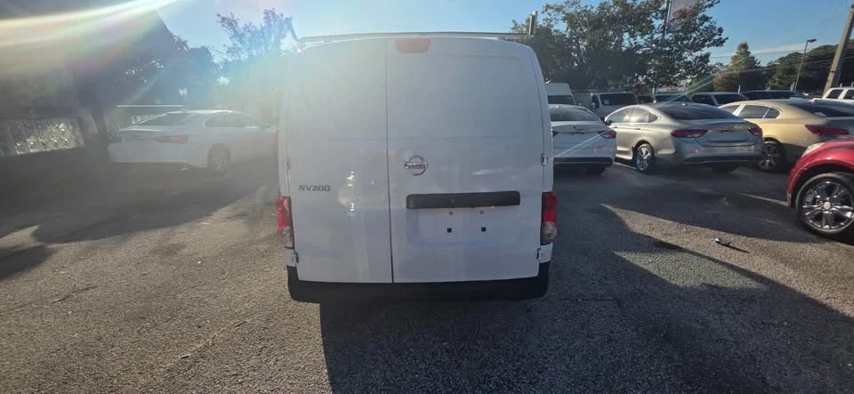 2020 Nissan NV - Image 4 of 10