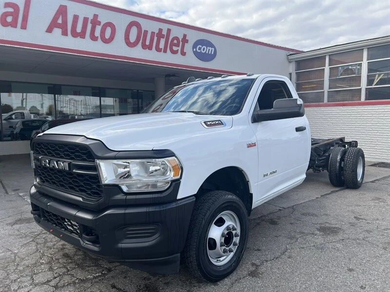 2020 Ram 3500 - Image 2 of 4
