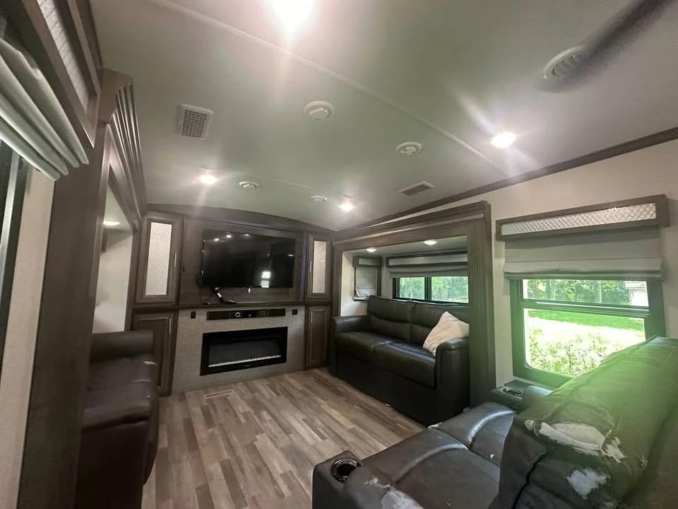 2020 Forest River - Image 6 of 10