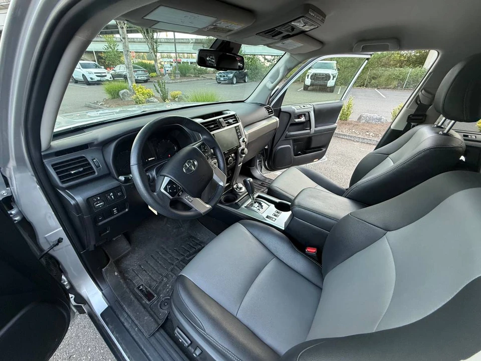 2020 Toyota 4Runner 5th Gen - Image 8 of 9
