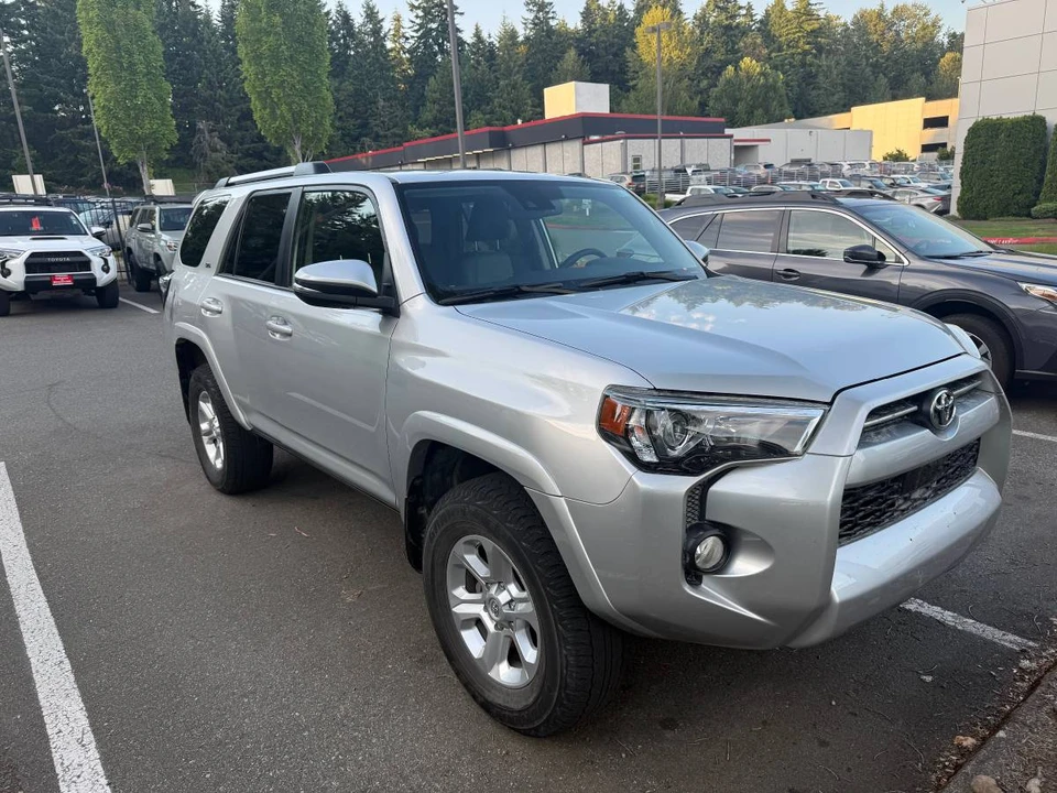 2020 Toyota 4Runner 5th Gen - Image 2 of 9