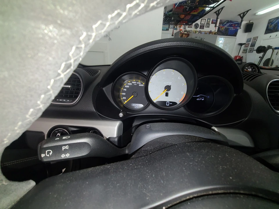 2020 Porsche 718 Cayman GT4 - Image 10 of 31