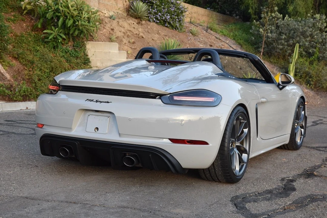 2020 Porsche 718 Boxster Spyder - Image 5 of 10