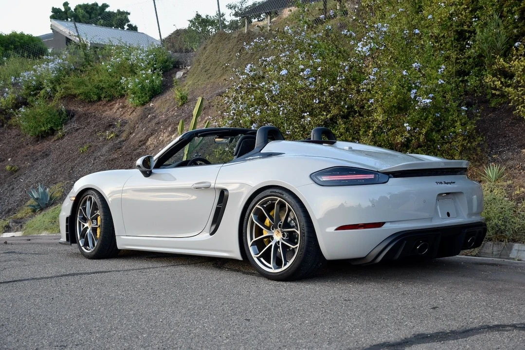 2020 Porsche 718 Boxster Spyder - Image 3 of 10