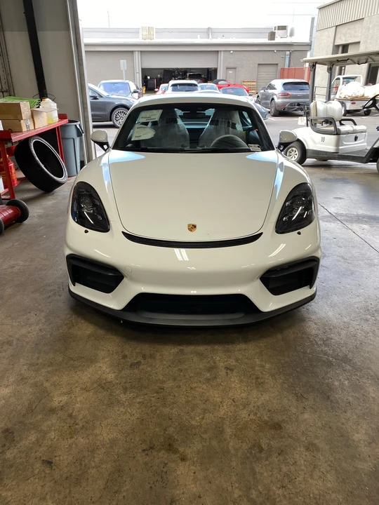 2020 Porsche 718 Cayman GT4 - Image 2 of 4