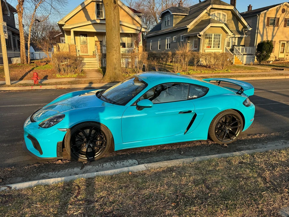2020 Porsche 718 Cayman GT4 - Image 9 of 12