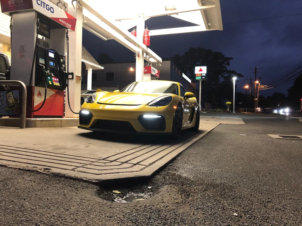 2020 Porsche 718 Cayman GT4 - Image 8 of 8