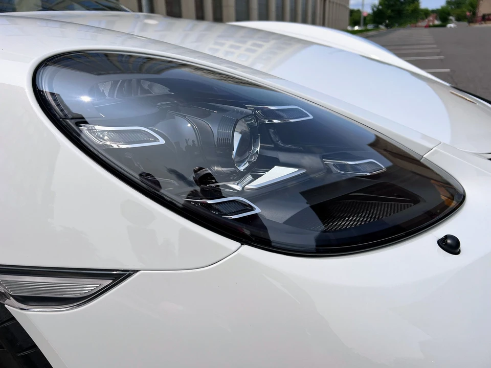 2020 Porsche 718 Cayman GT4 - Image 14 of 29