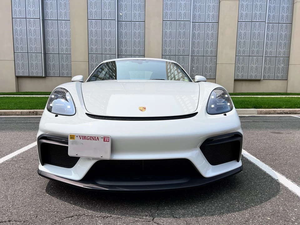 2020 Porsche 718 Cayman GT4 - Image 11 of 29