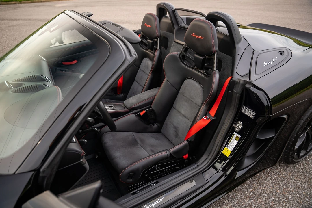 2020 Porsche 718 Boxster Spyder - Image 3 of 4